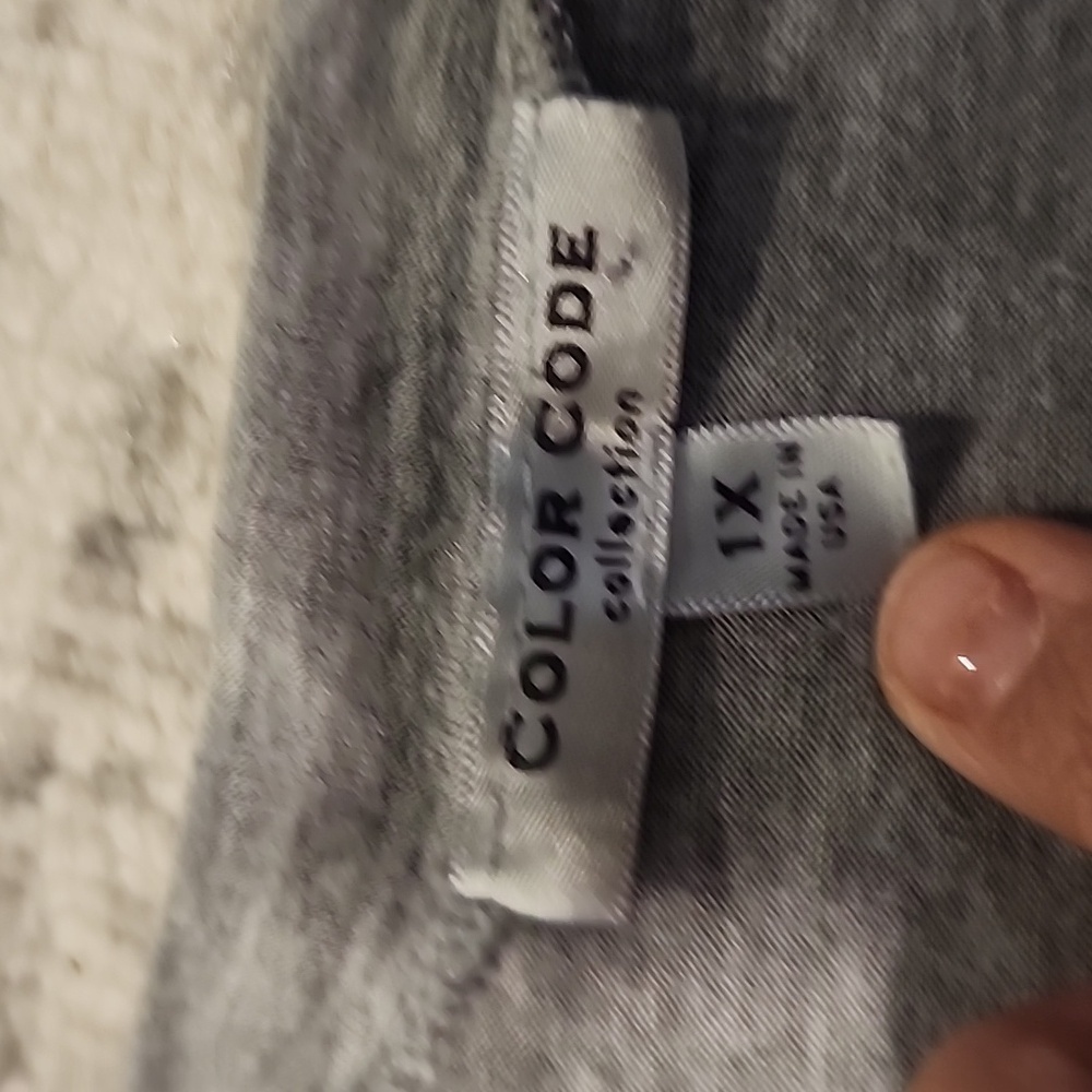 Color code top - Picture 2 of 5
